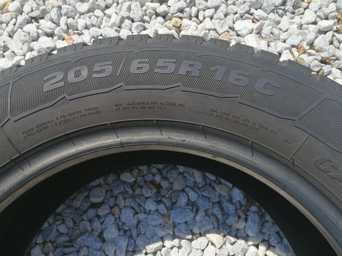 2 летни бусови гуми R16C 205/65 Goodyear Marathon 107/105T