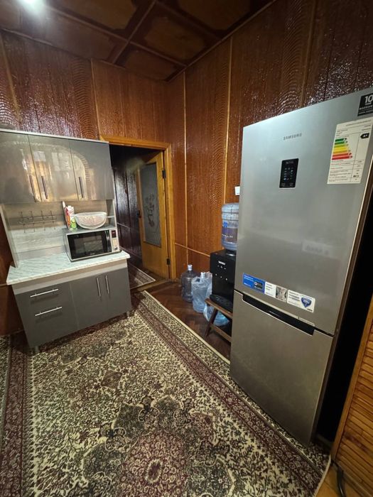 Продается квартира массив Хумаюн 3 комнатная