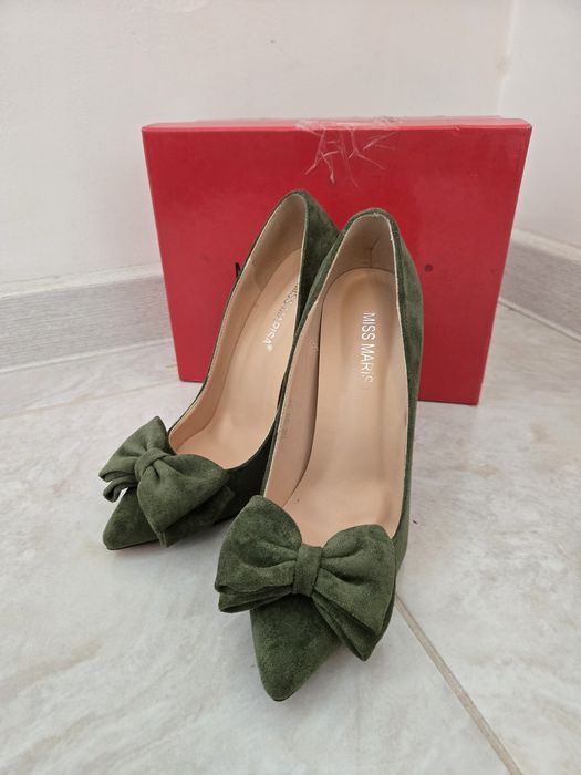 Туфли на шпильке