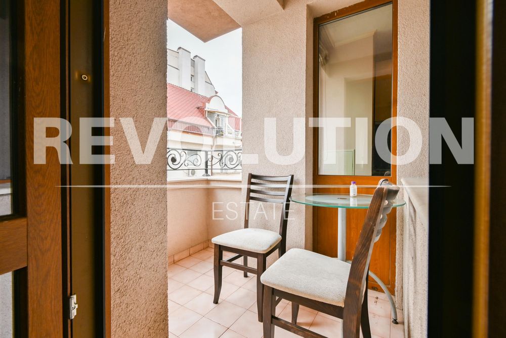 Дава се под наем Тристаен апартамент в София, Витоша - 90 кв.м за 825 € - Снимка #11