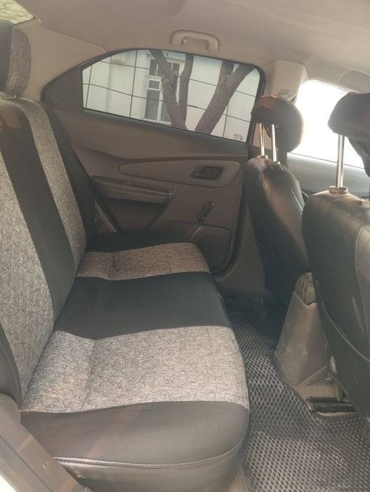 Продаю свой кобальт 1 евро. КПП механика