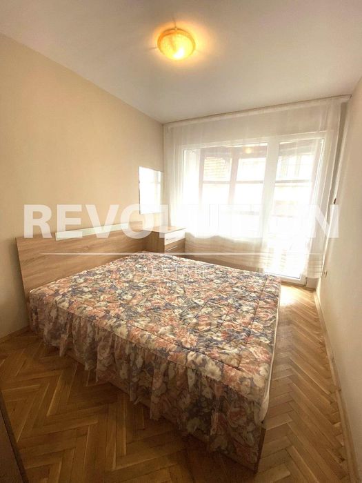 Дава се под наем Двустаен апартамент в Варна, Център - 50 кв.м за 400 € - Снимка #7