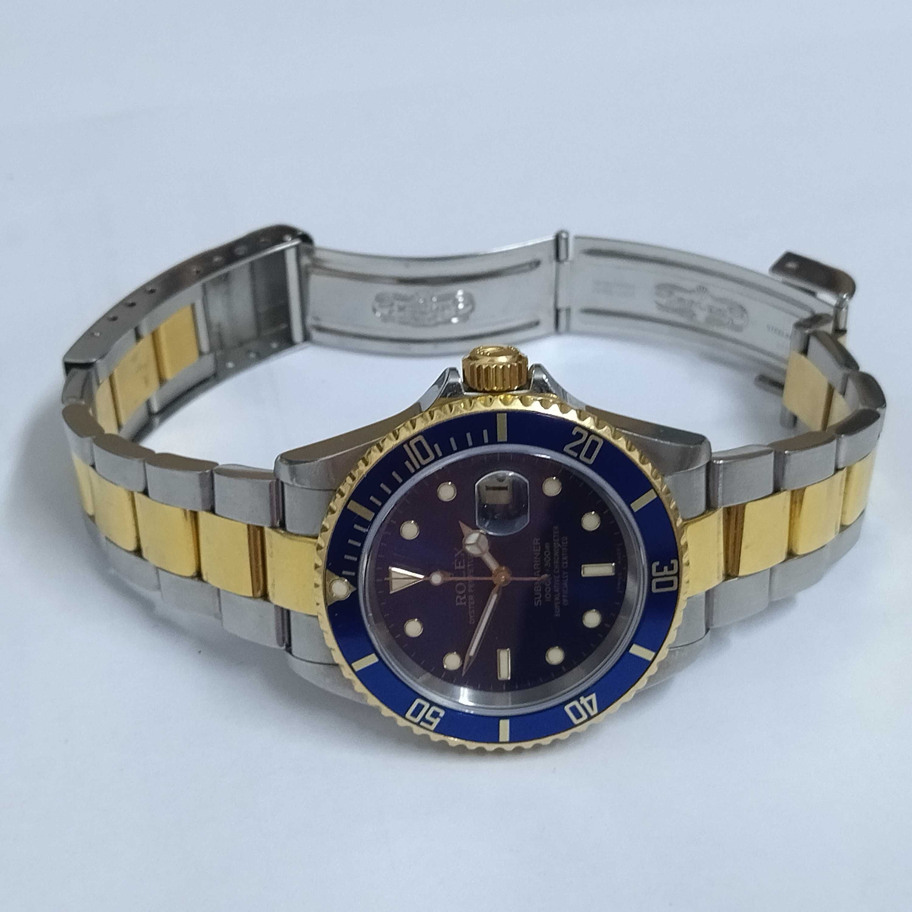 Rolex Oyster Submariner Date 16613 Blue, Gold&Steel