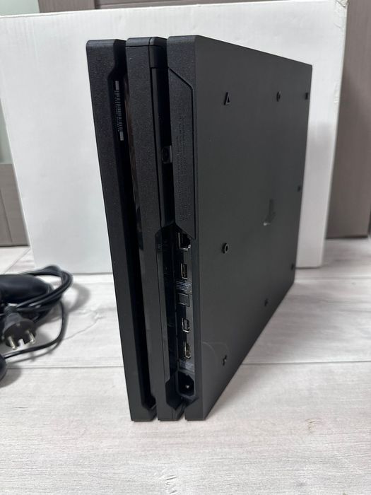 Ps4 Pro Playstation4 impecabil, cutie, 54 jocuri (Gta5,Fc25 etc)