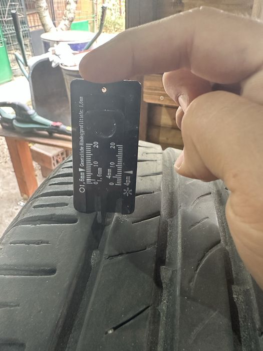 Продавам гуми 225/45/17