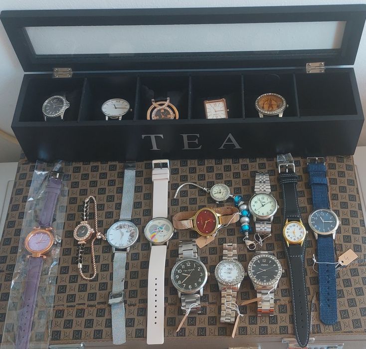 Vand/Schimb Lot ceasuri + cutia