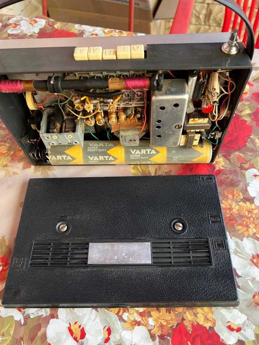 Vand 3 radio marca Albatros