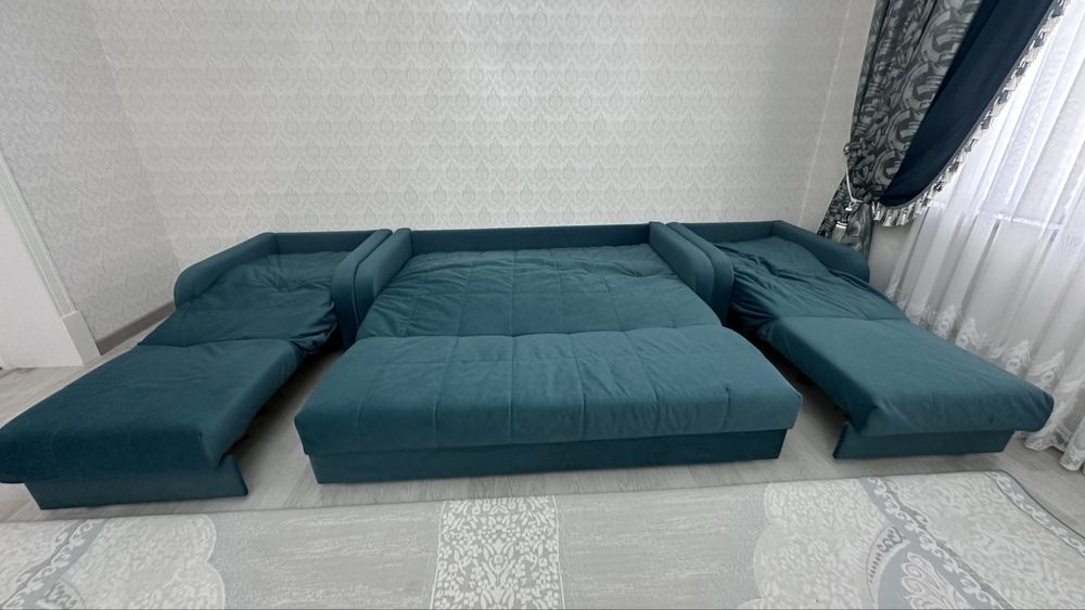 Продаются диван-кровать с 2 кресло-крватьями