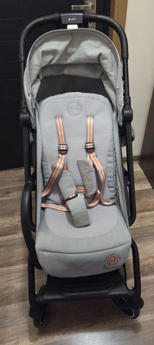 Бебешка количка cybex eezy s+2