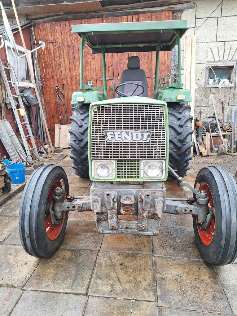 Vand tractor Fendt 104s