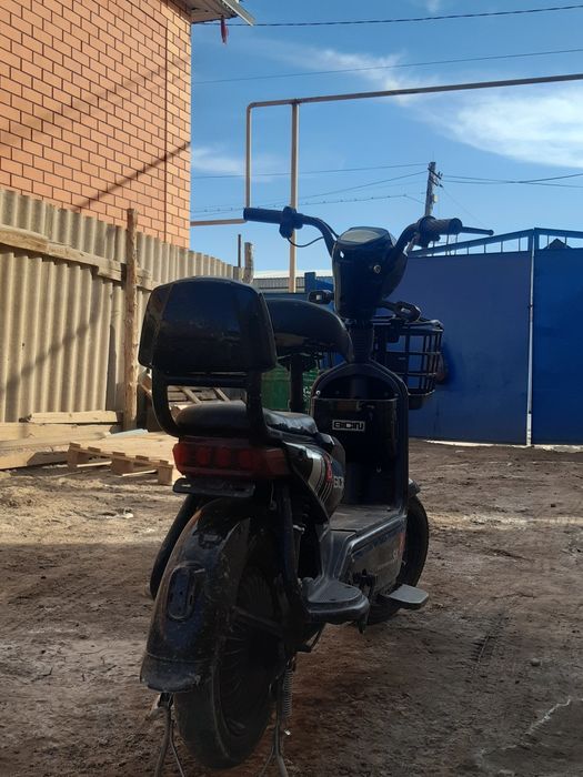 электроскутер продаю