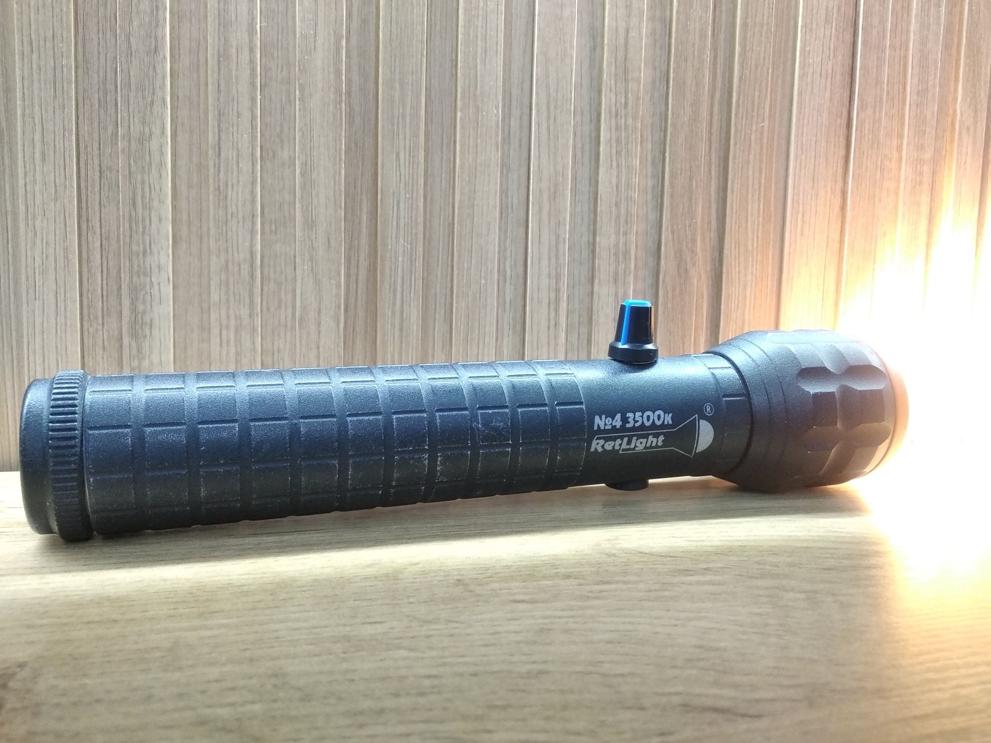 Retlight 3500k svet