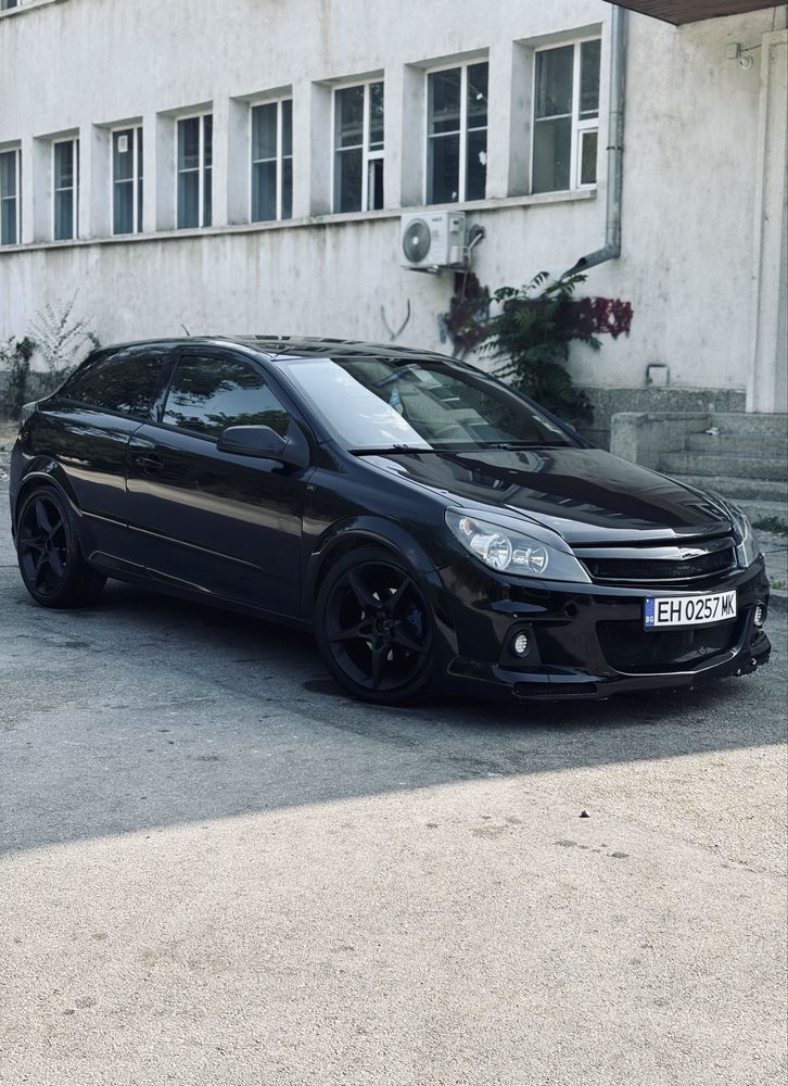 Opel Astra H GTC 1.7CDTI