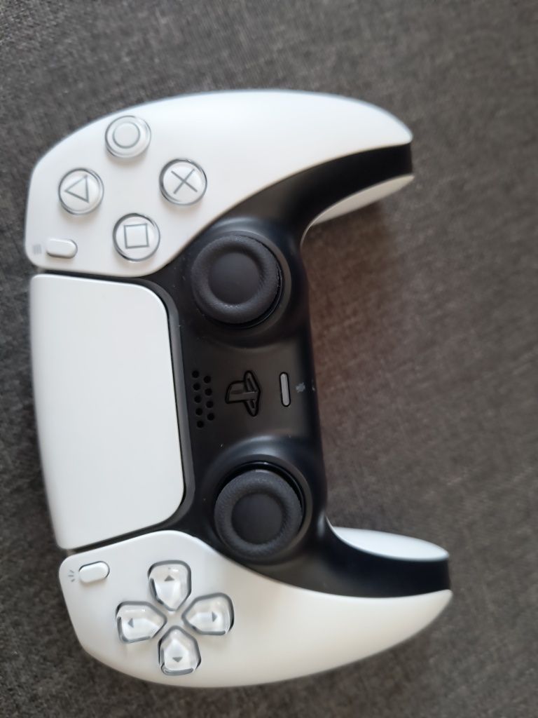 Vând controller PS 5