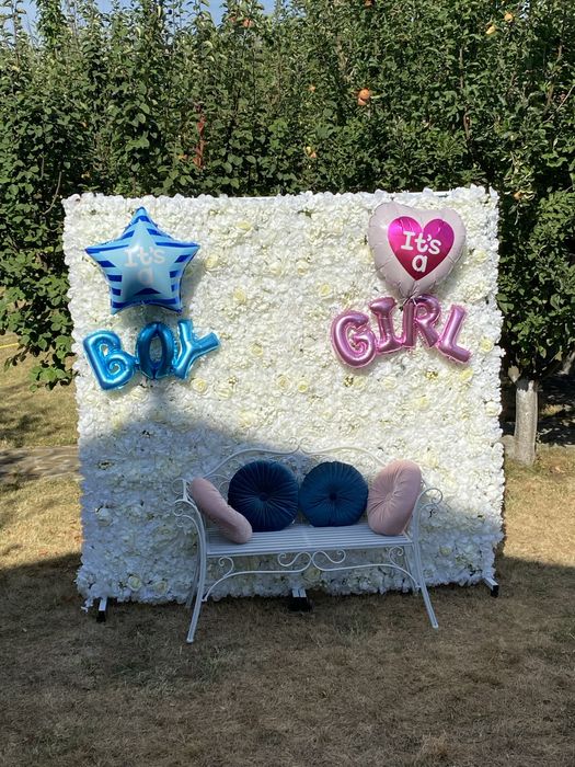 Inchiriez aranjament floral,panou floral pentru nunta,botez,zi nastere