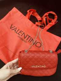 Нова чанта Valentino