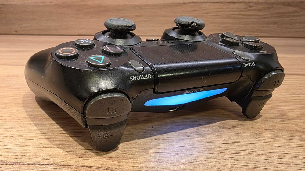 Consola PlayStation 4 Slim, 500GB, Negru – Stare excelentă – 499 lei