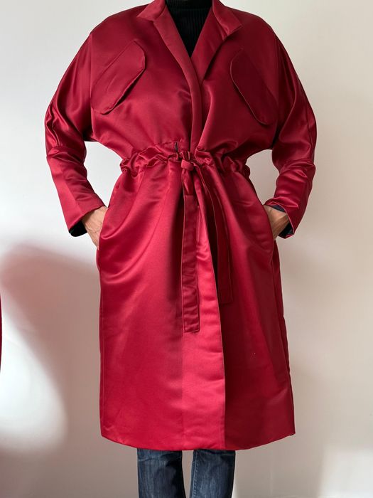 Trench rosu nou fara eticheta bumbac & vascoza