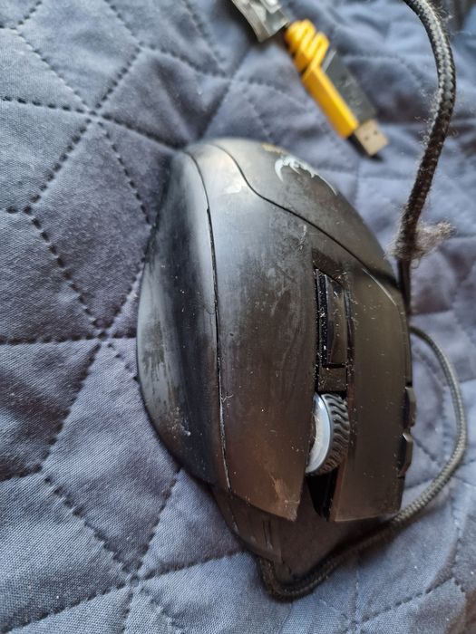 Vând Mouse Corsair Sabre RGB Laser