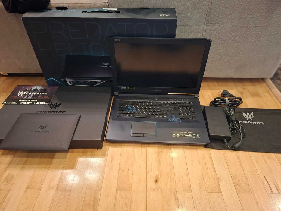 17" Лаптом Acer Predator Helios 500, i7, 1070 8GB, 32 GB RAM, 1TB NVME