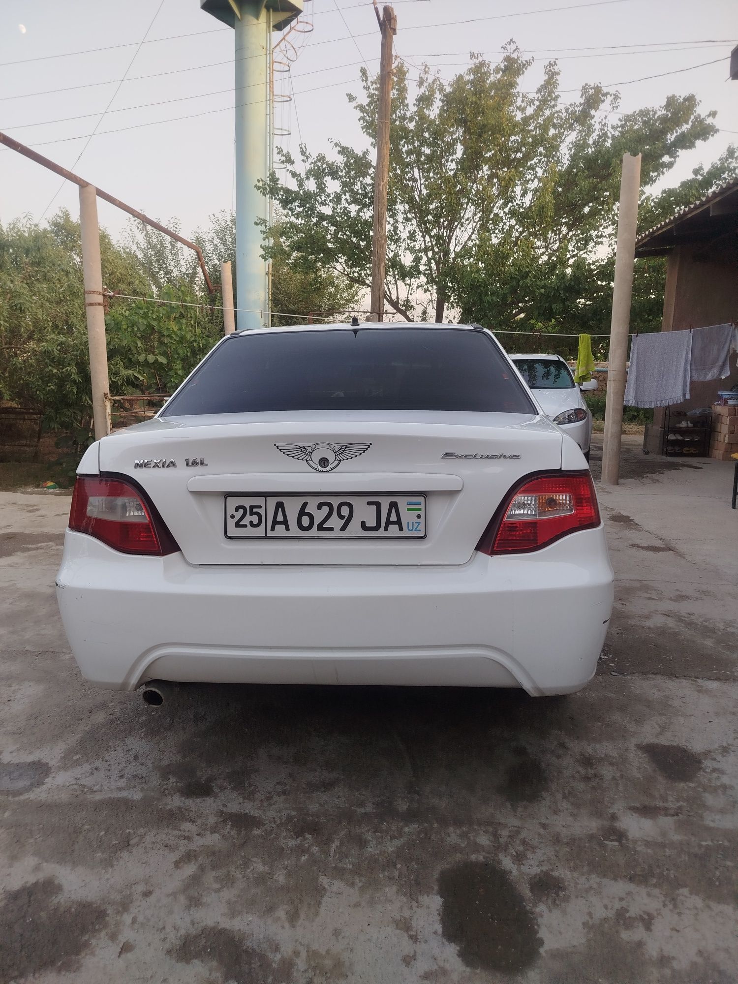 Nexia 2 1.6 donc sotiladi