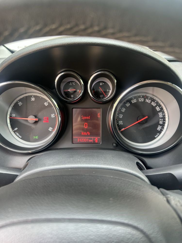 Opel Astra J Sport Tourer 1.7 cdti-110CP