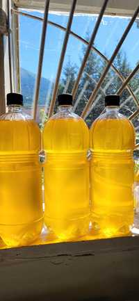 Продаётся Мёд натуральный продукт из разнотравие,горных цветов Алтая.