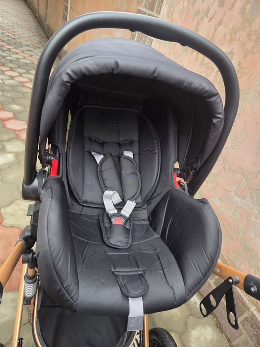 Cărucior 3 în 1 
Carucior 3 in