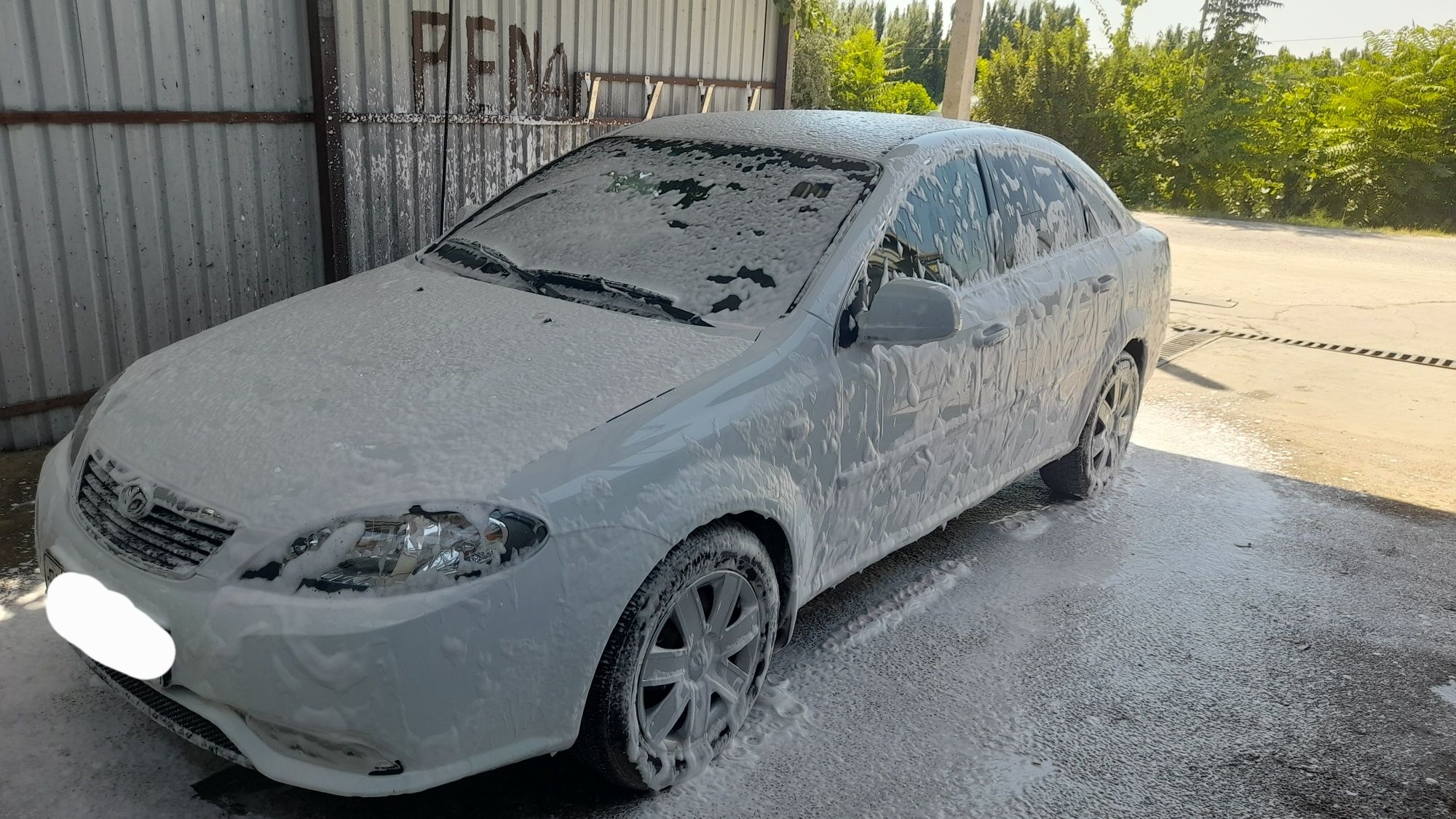 Tez va arzon lasetti jentra sotiladi