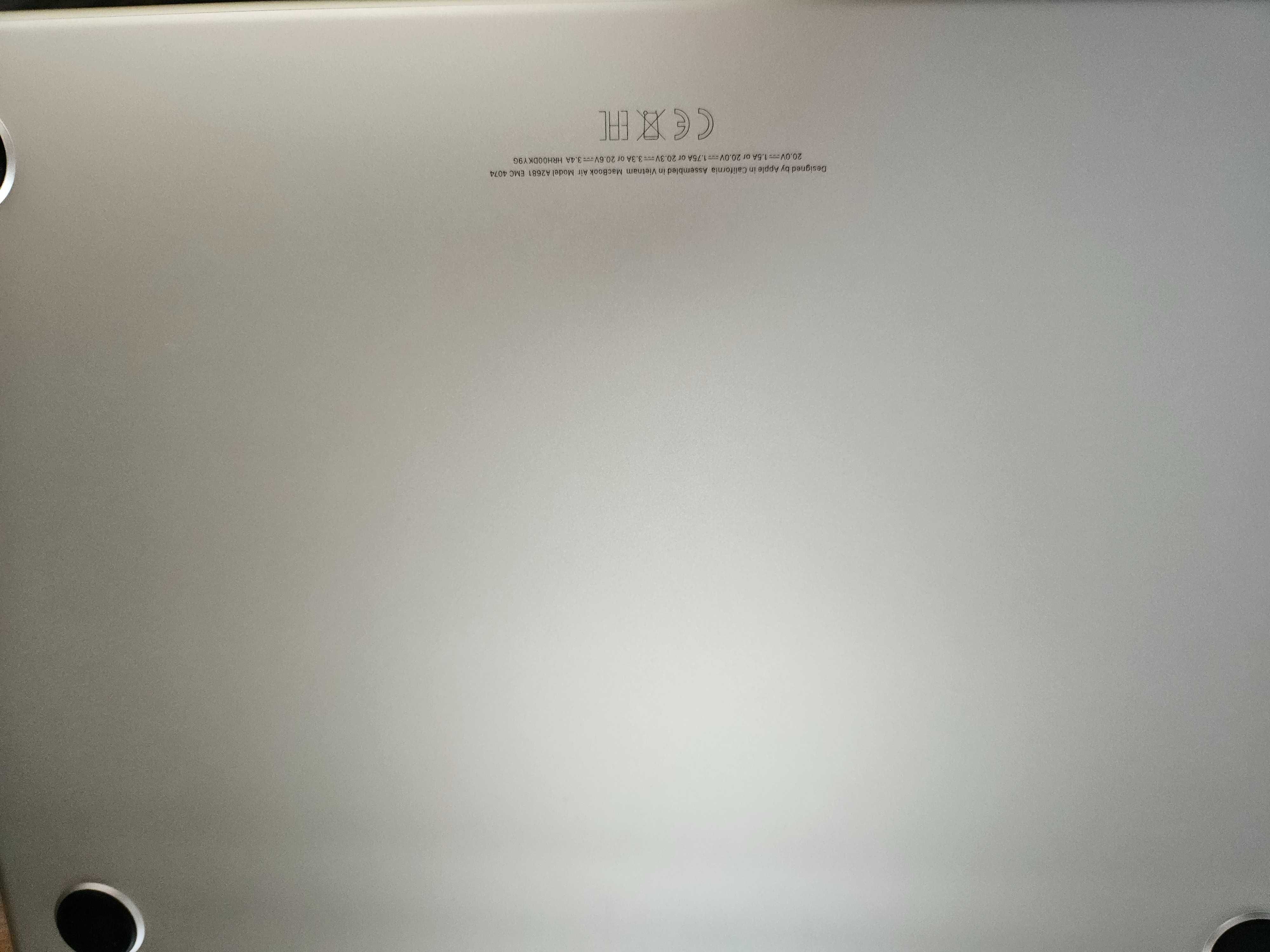 Macbook Air M2, 2022, 5cicluri, 16Gb, Garantie.