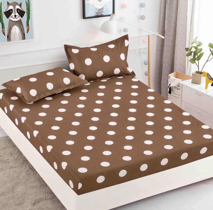 Huse finet cearceaf cu elastic 180x200 cm + 2 fete de perna
