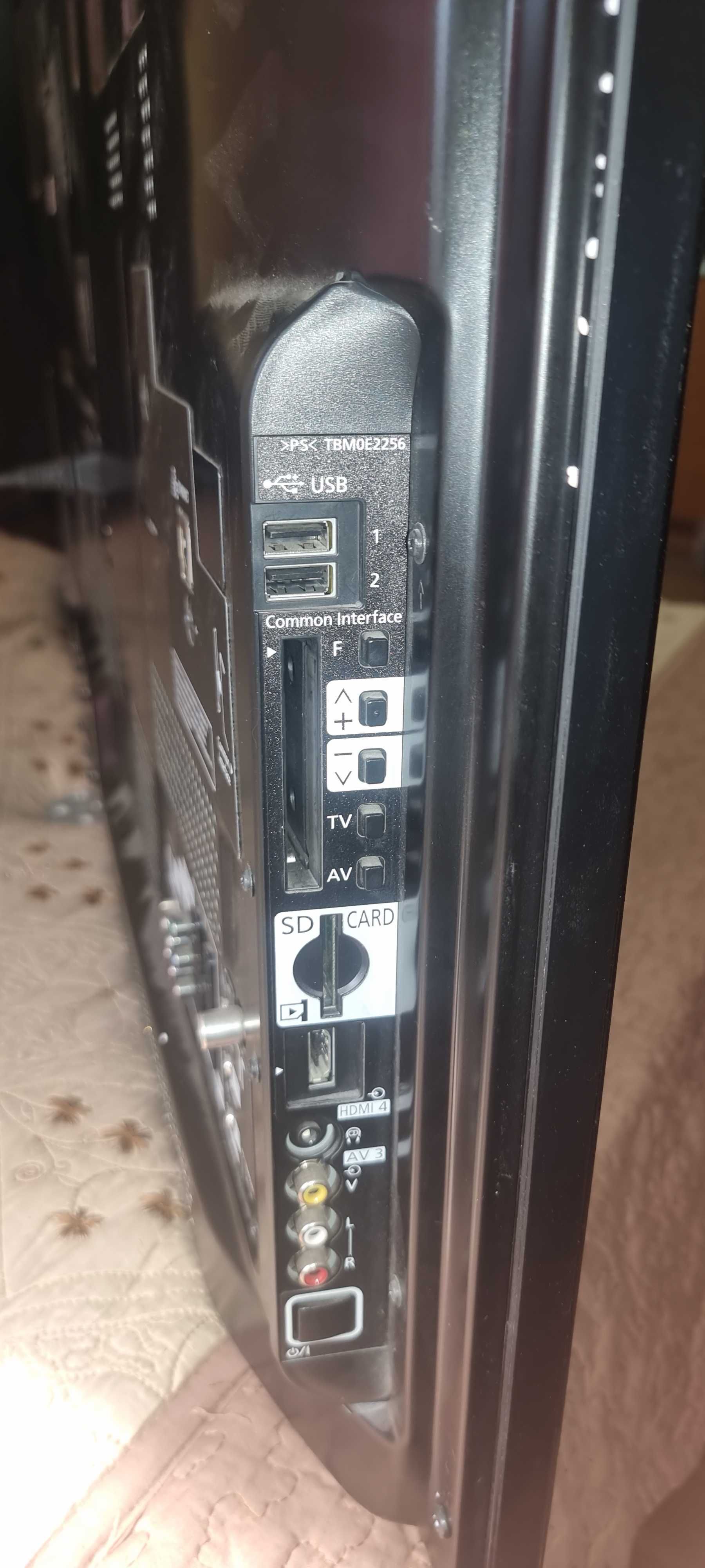 Продавам телевизор Panasonic
