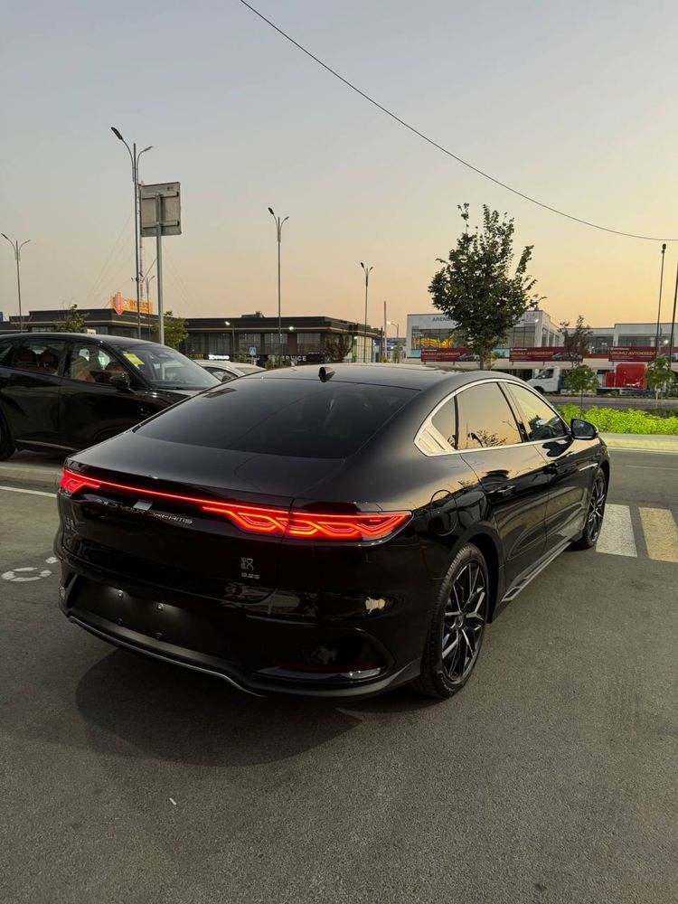Byd Han 2ta motorli Limited  2024-Restyling 3.9sec 4min Notariusga tay