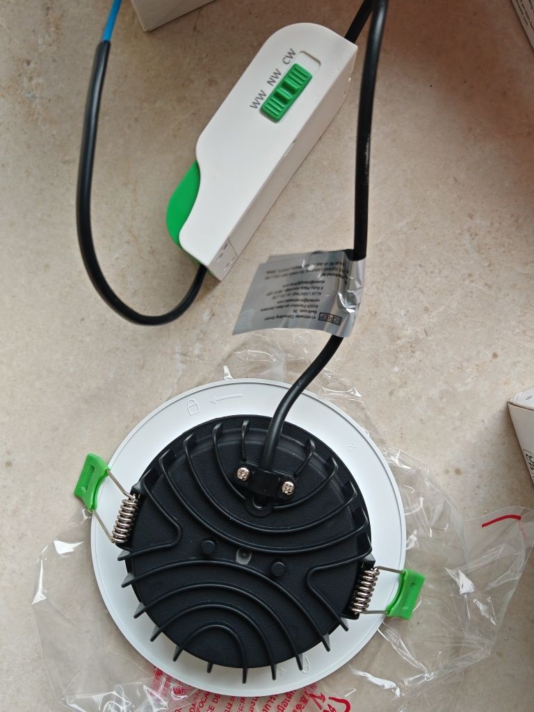 6 броя ALUSSO LED Downlight Тавани спот лунички 230V, 10W 3000K-5700K