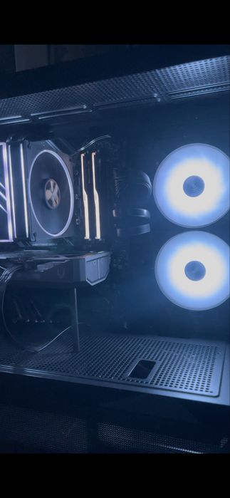 Kuchli o‘yin kompyuteri RTX seriyasi bilan 300Hz monitor