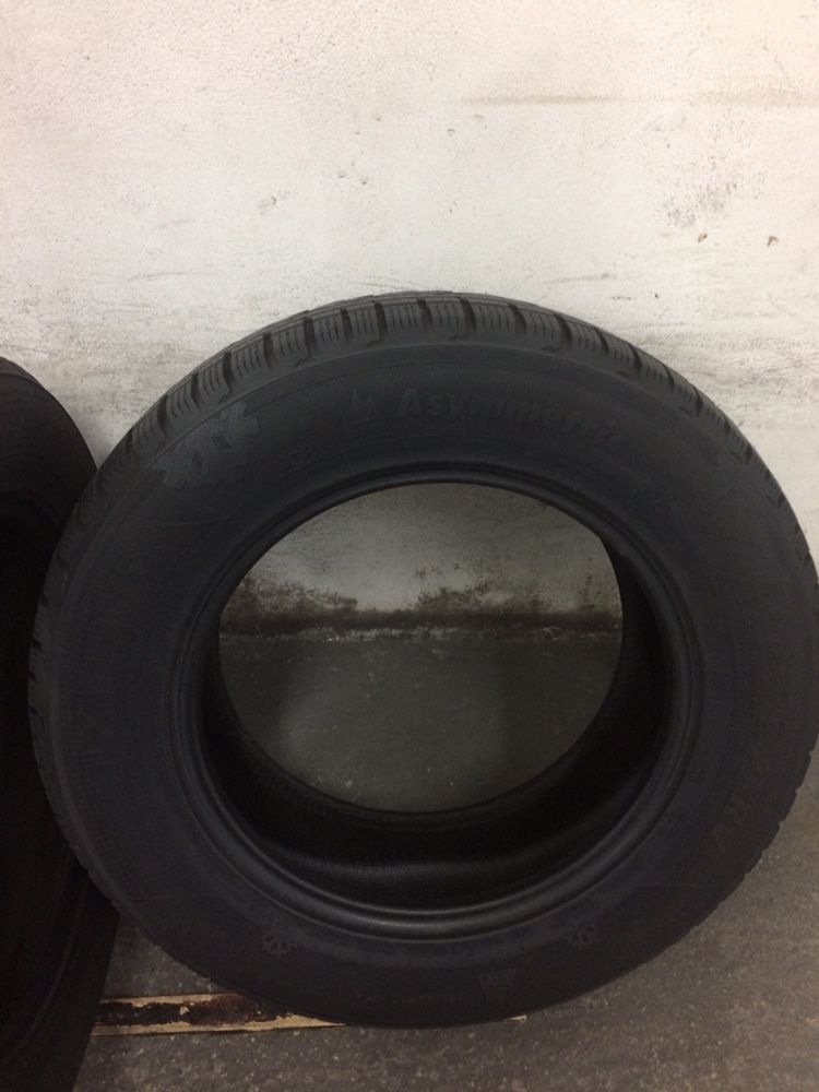 Anvelope iarna kumho 235/65/17