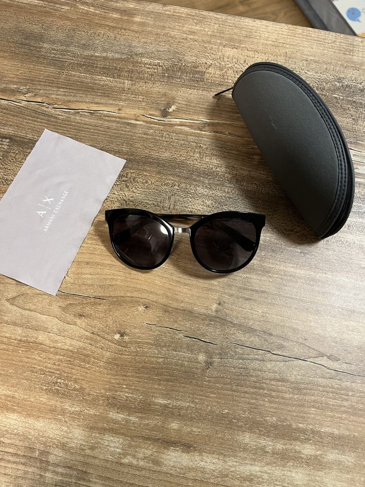 Дамски слънчеви очила Emporio Armani