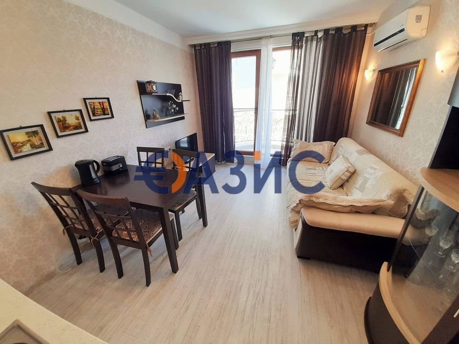 Продава се Двустаен апартамент в к.к. Слънчев бряг - 50 кв.м за 1560 €/кв.м - Снимка #7