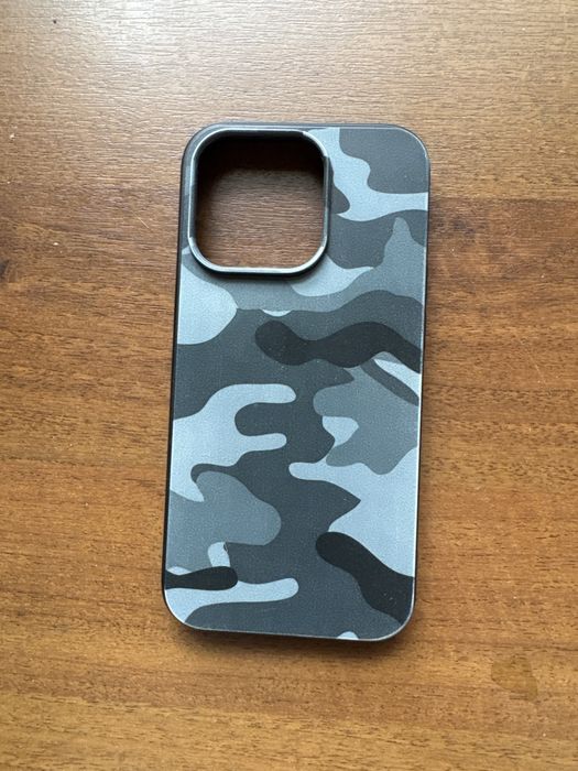 Чехол на iPhone 14 Pro