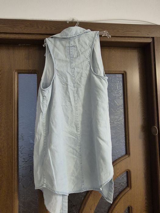 Cămașă jeans fară menci marca Guess, XS