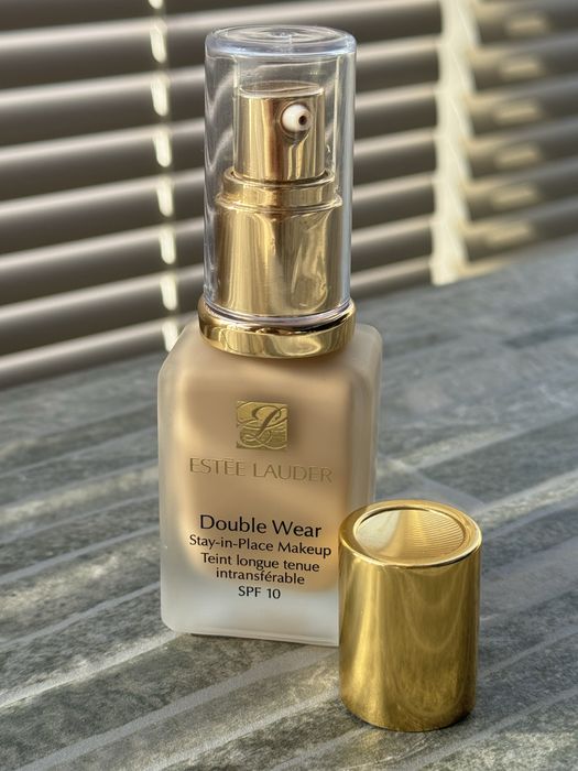 Продам тональное средство Estee Lauder Double Wear