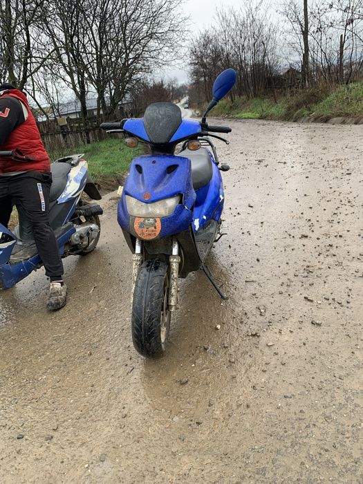 Vand scuter yamaha