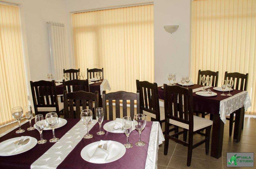 Дава се под наем Къща в с. Чупрене, Област Видин - 450 кв.м за 2397 € - Снимка #13