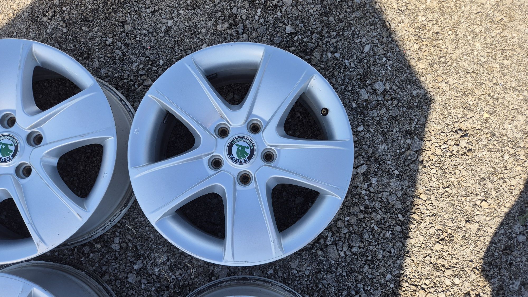 Оригинални джанти Шкода Октавия 5/112 Skoda Octavia 5x112
