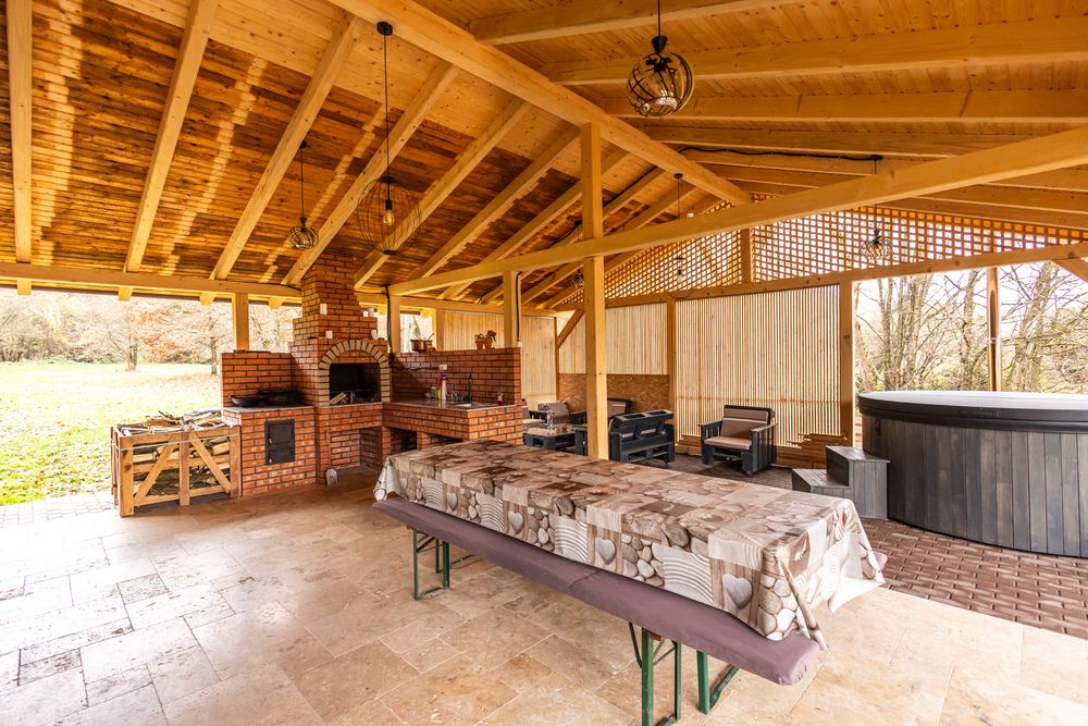 Cabana de inchiriat. Diaponibila de CRACIUN SI REVELION