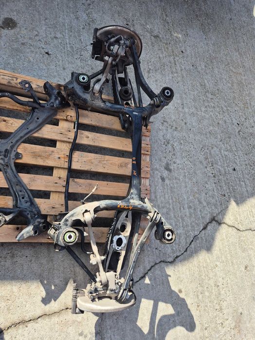 Cadru punte spate Audi A4 B9 A5 B9 8W0505235AP