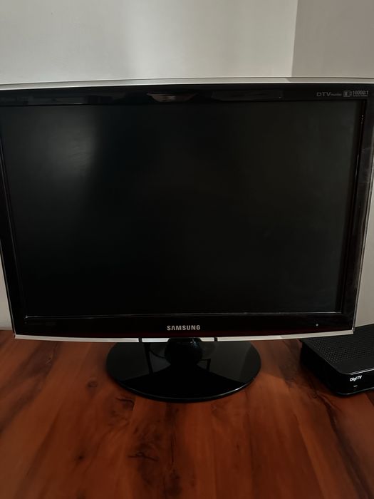 Monitor/Televizor samsung de vanzare