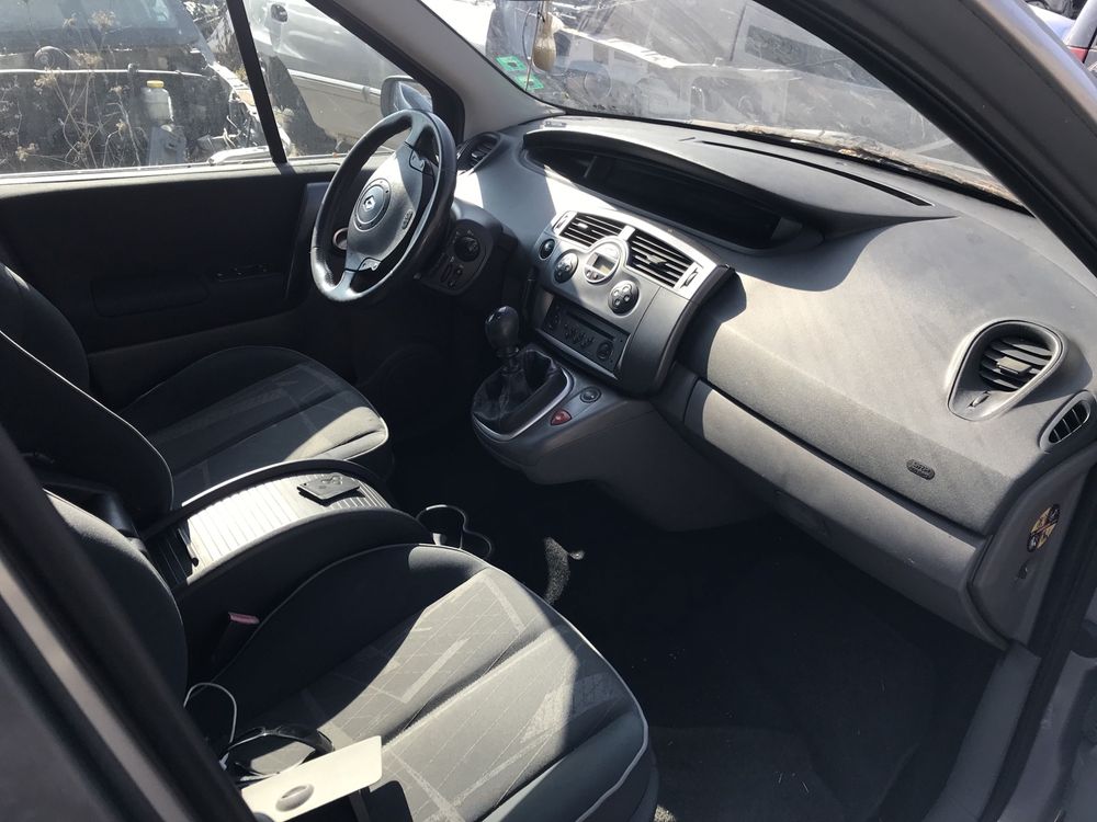 Renault Megane Scenic 1.9dci 120к.с. На части