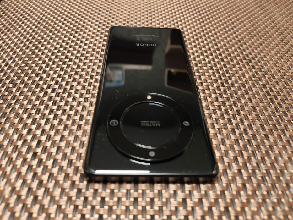 Телефон  Honor Magic 5 Lite