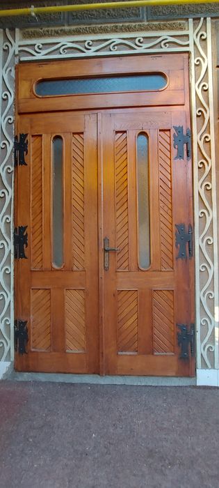 Usa dubla  lemn masiv